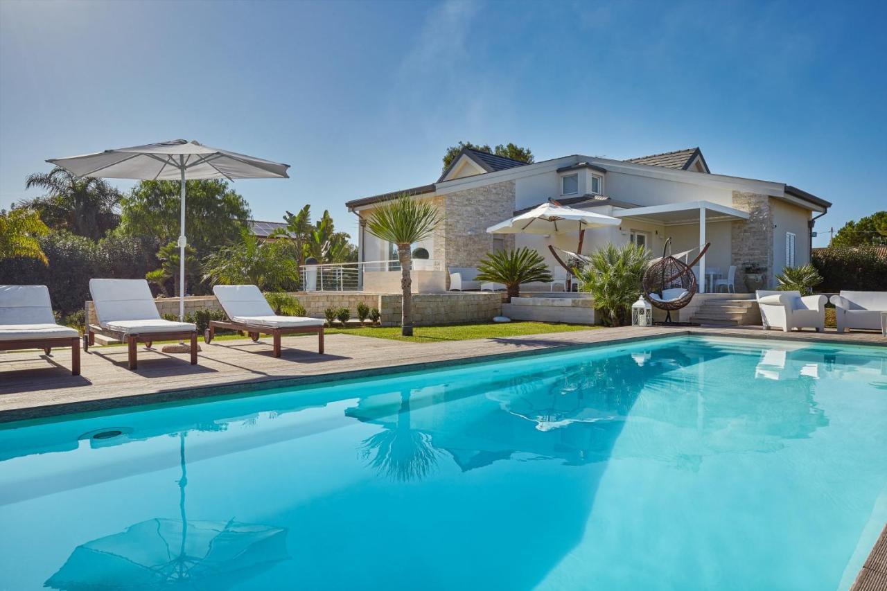Villa Giame - Heated Pool, Beach At 350M Pozzallo Εξωτερικό φωτογραφία